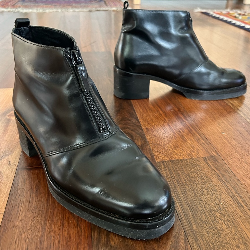 COS zipper rubber sole platform Oxford boot, European 40